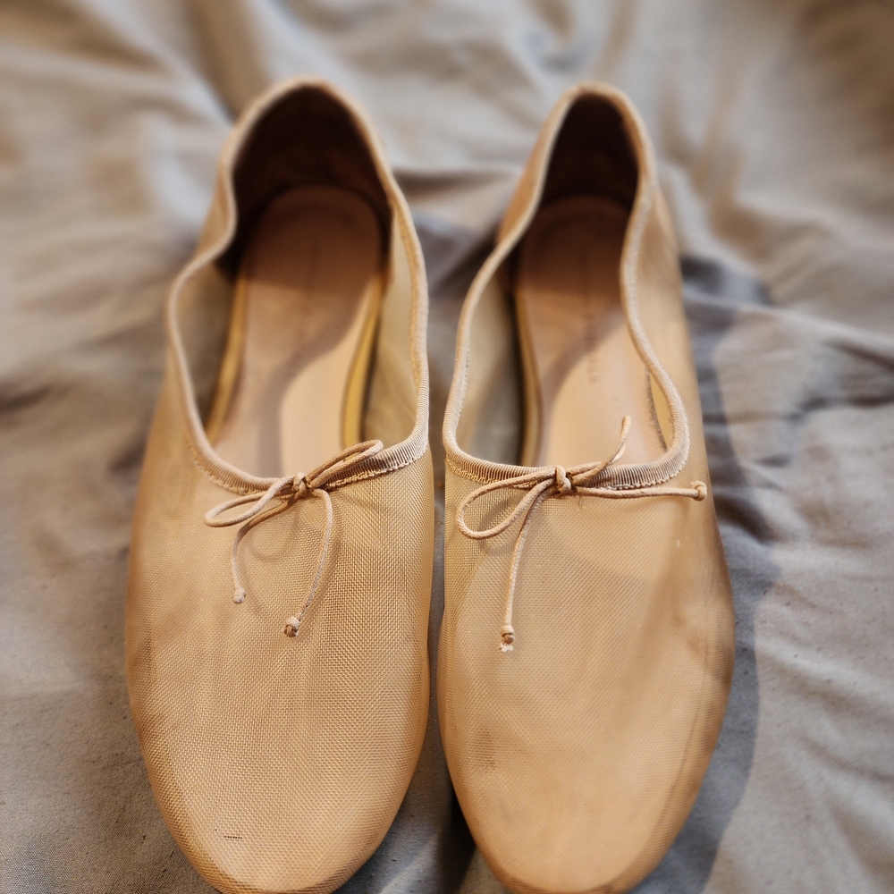 Loeffler Randall Cream Flats with Elastic Strap